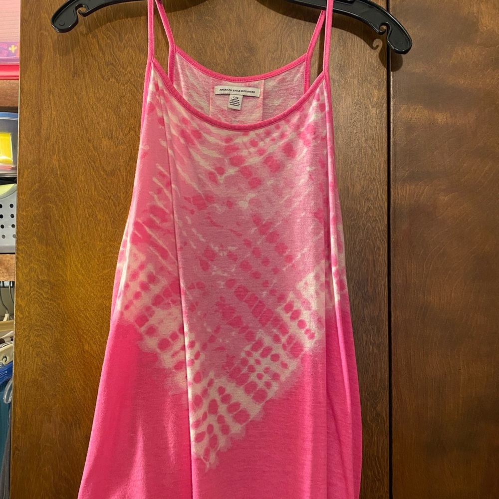 women’s tank